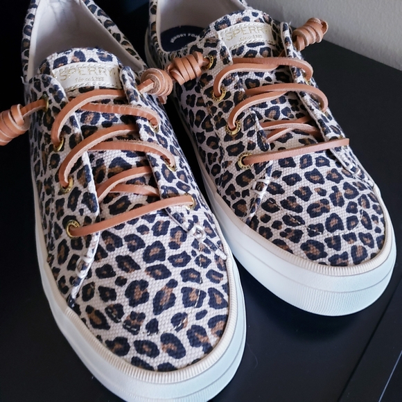 SPERRY Top Sider NWOT Memory Foam Low Top Sneakers - 9 - Picture 3 of 11